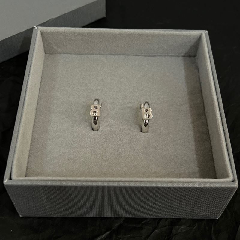 Ba1en*iaga earrings
